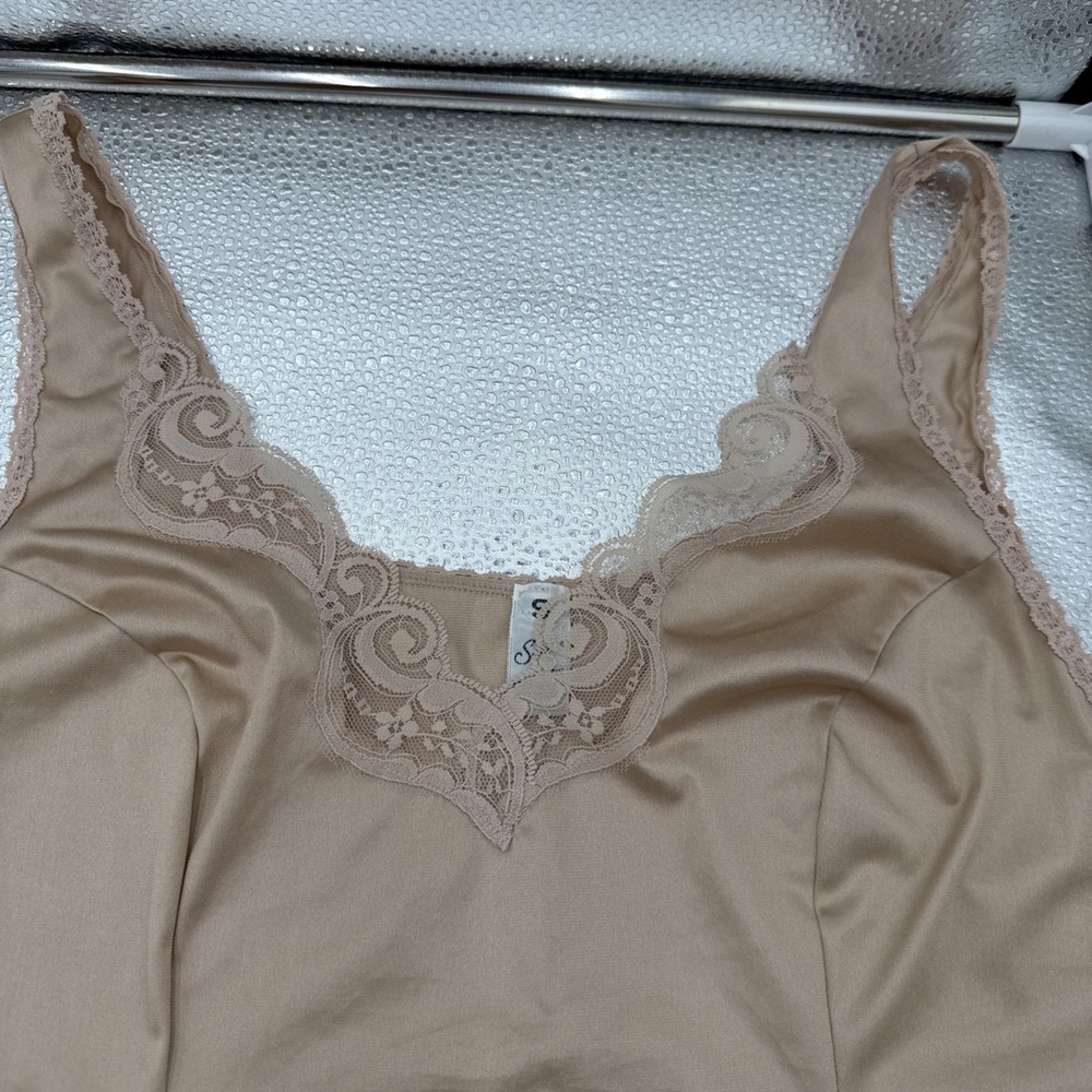 Vintage Camisole Beige and pink Slip Tank Top lot of 2 USA lingerie nylon - Picture 6 of 9